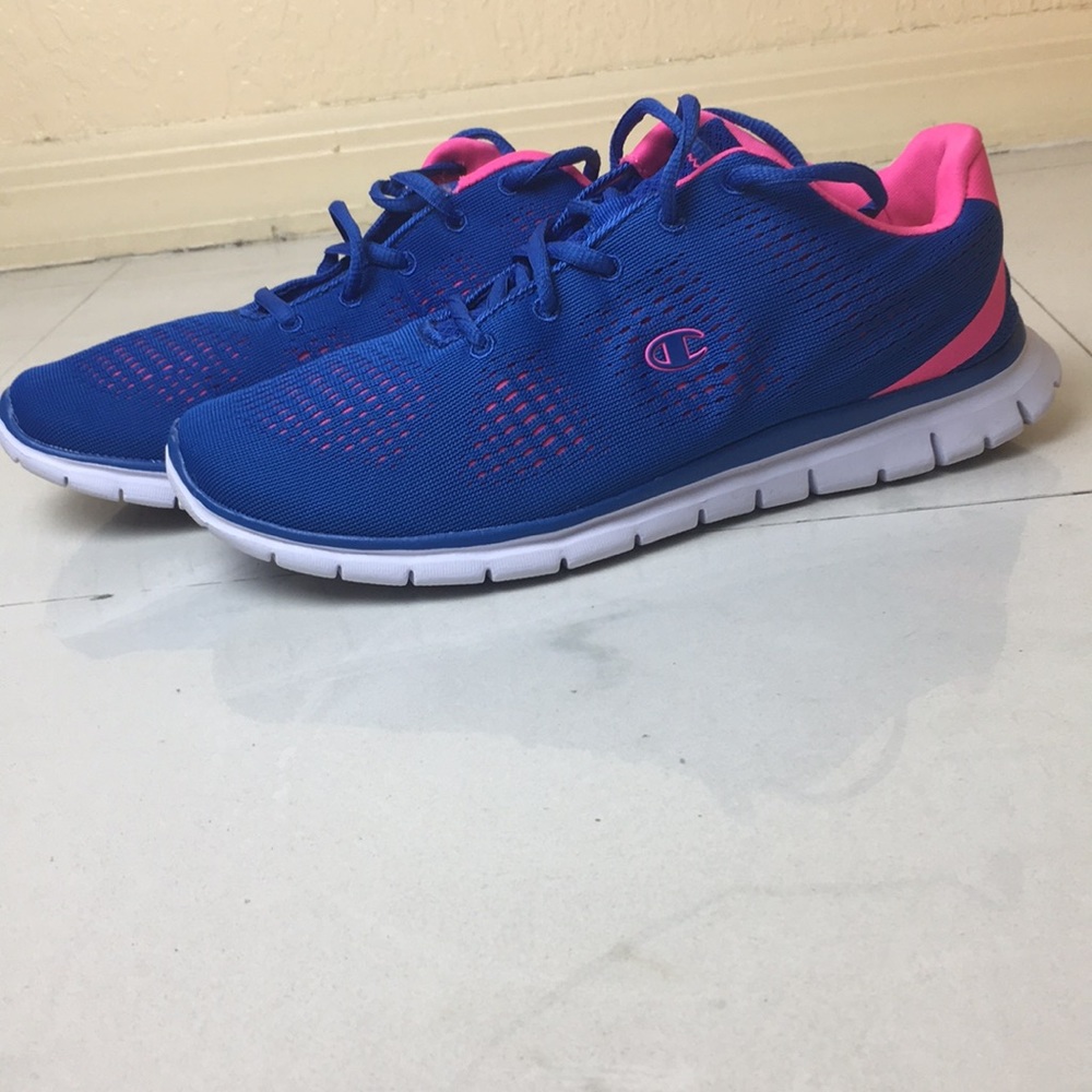 Champion Woman’s Sneakers Blue Pink size 9